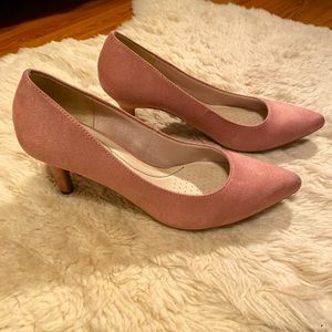 Life Stride Kitten heeled pumps